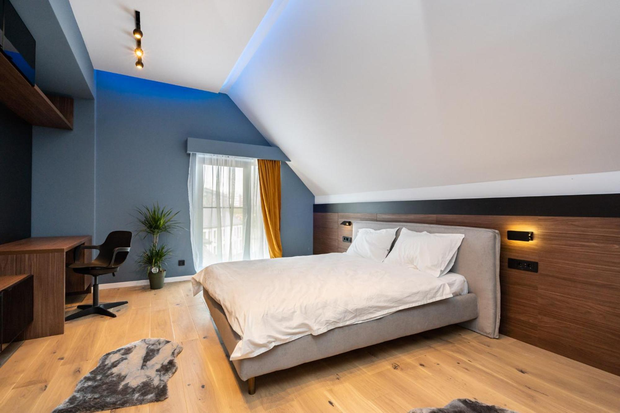 Sunflower - Chic Loft In Tineretului Bucharest Luaran gambar