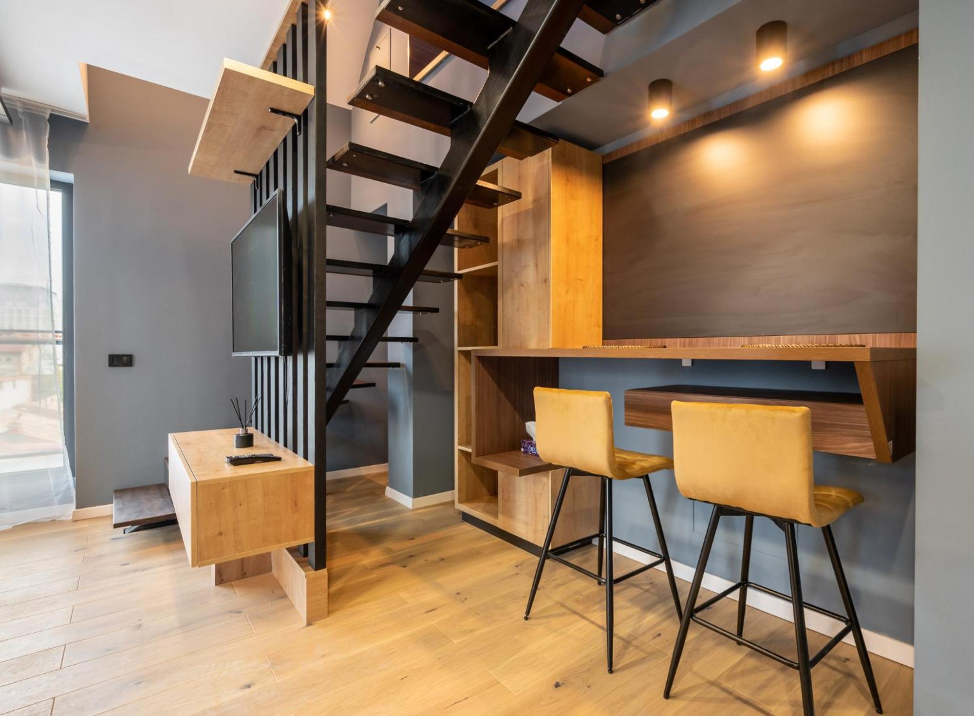 Sunflower - Chic Loft In Tineretului Bucharest Luaran gambar