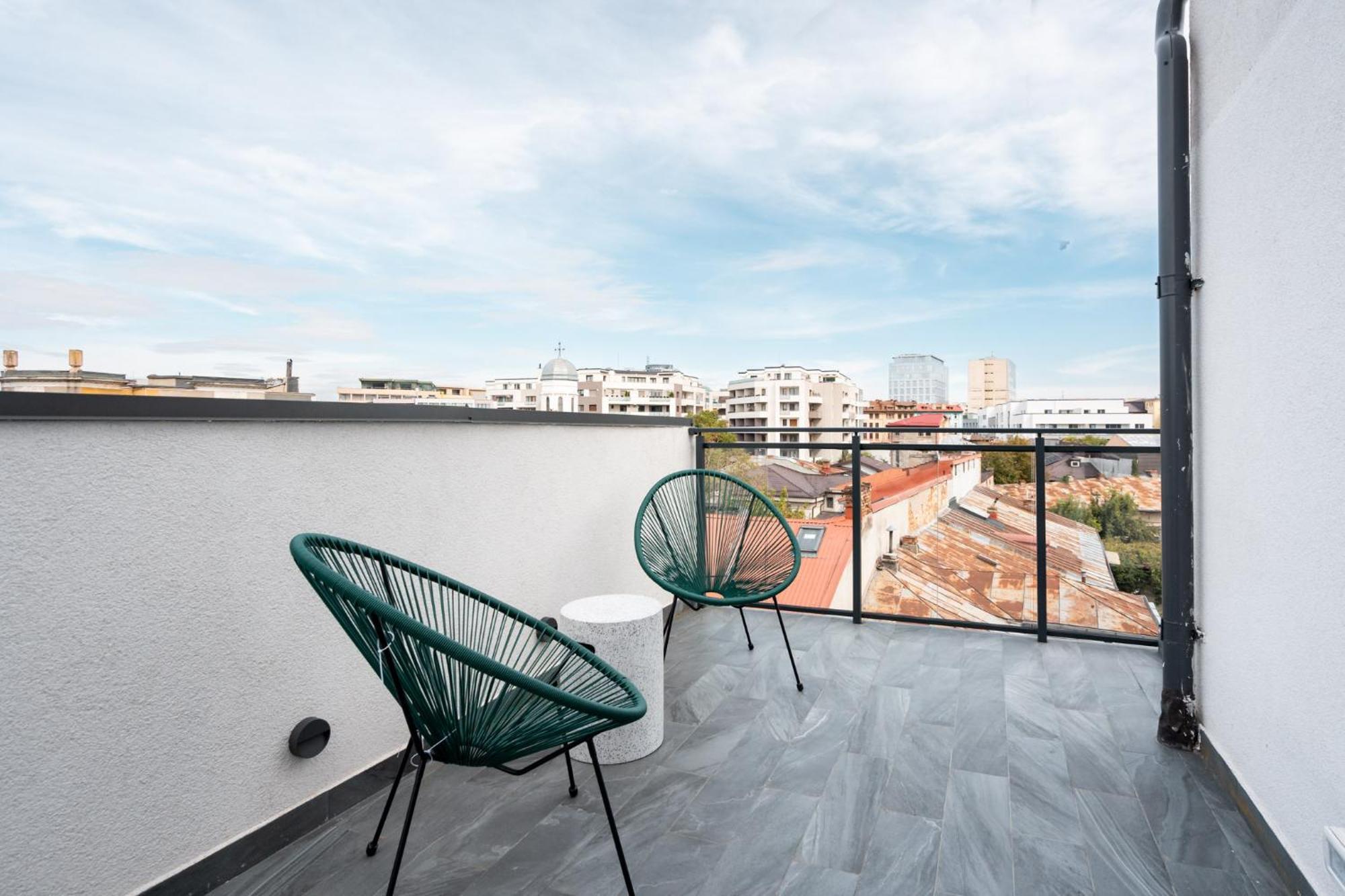 Sunflower - Chic Loft In Tineretului Bucharest Luaran gambar