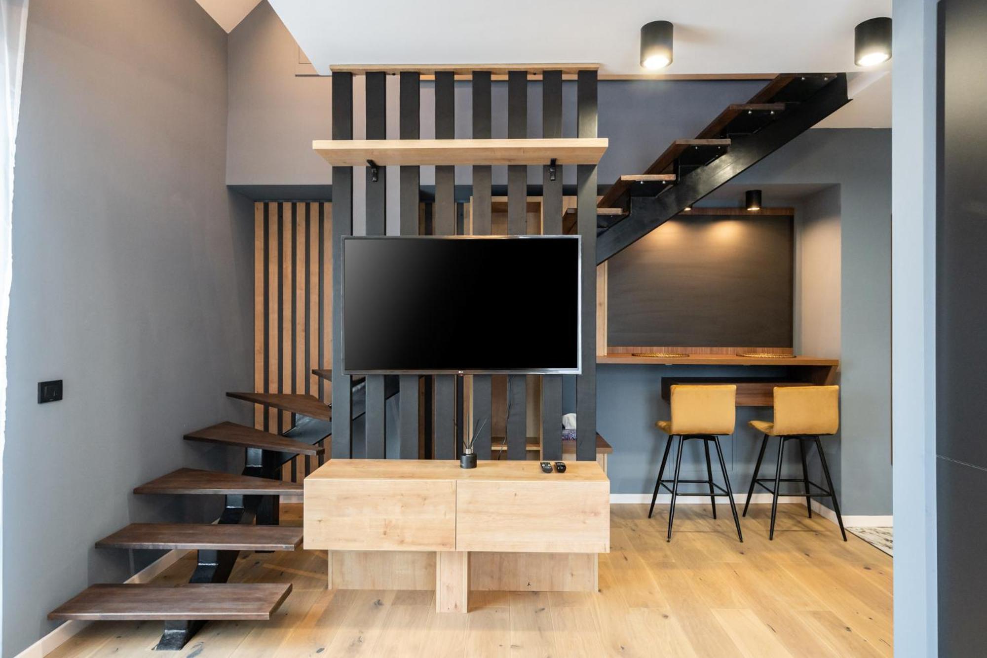 Sunflower - Chic Loft In Tineretului Bucharest Luaran gambar