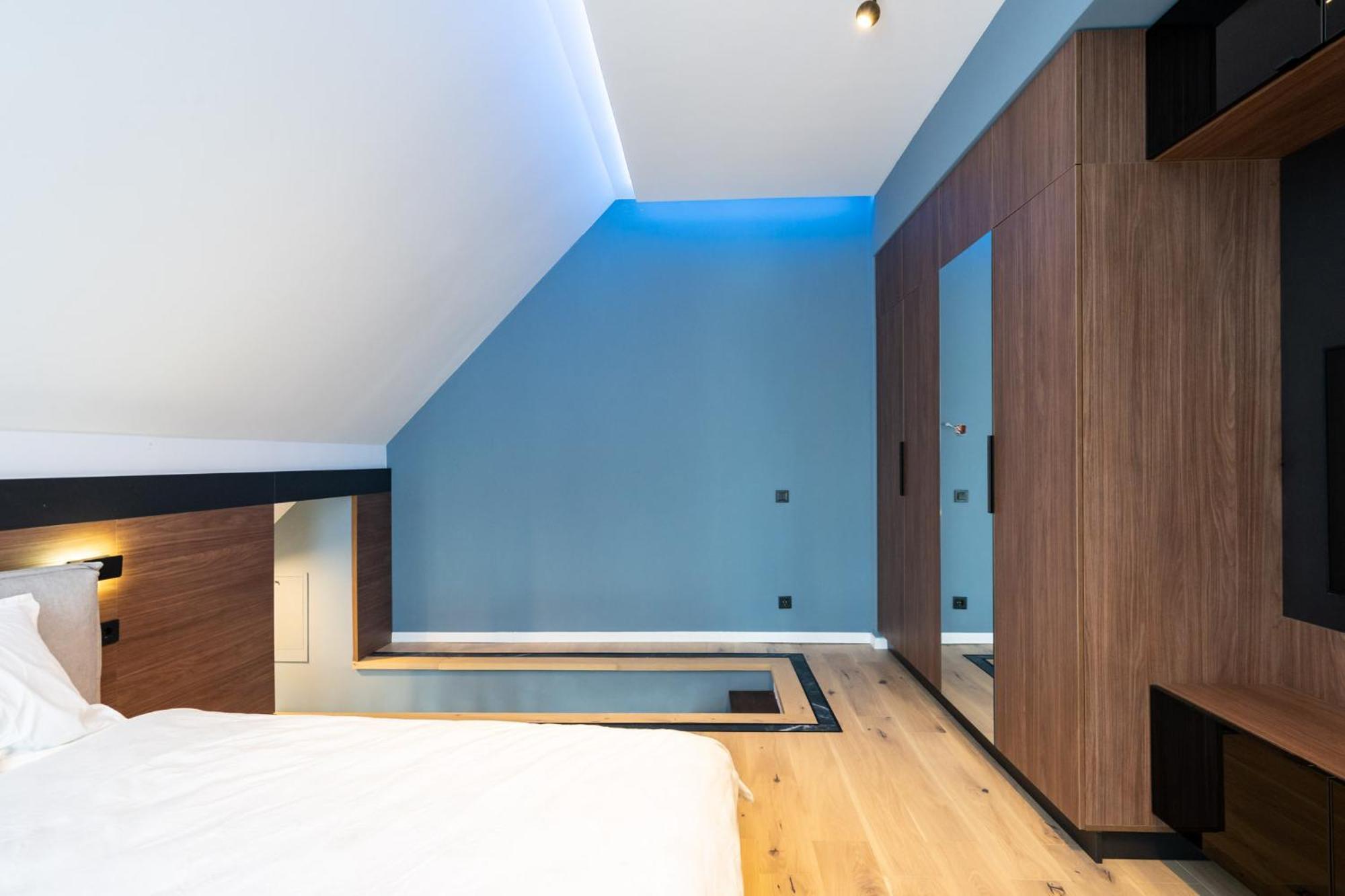 Sunflower - Chic Loft In Tineretului Bucharest Luaran gambar