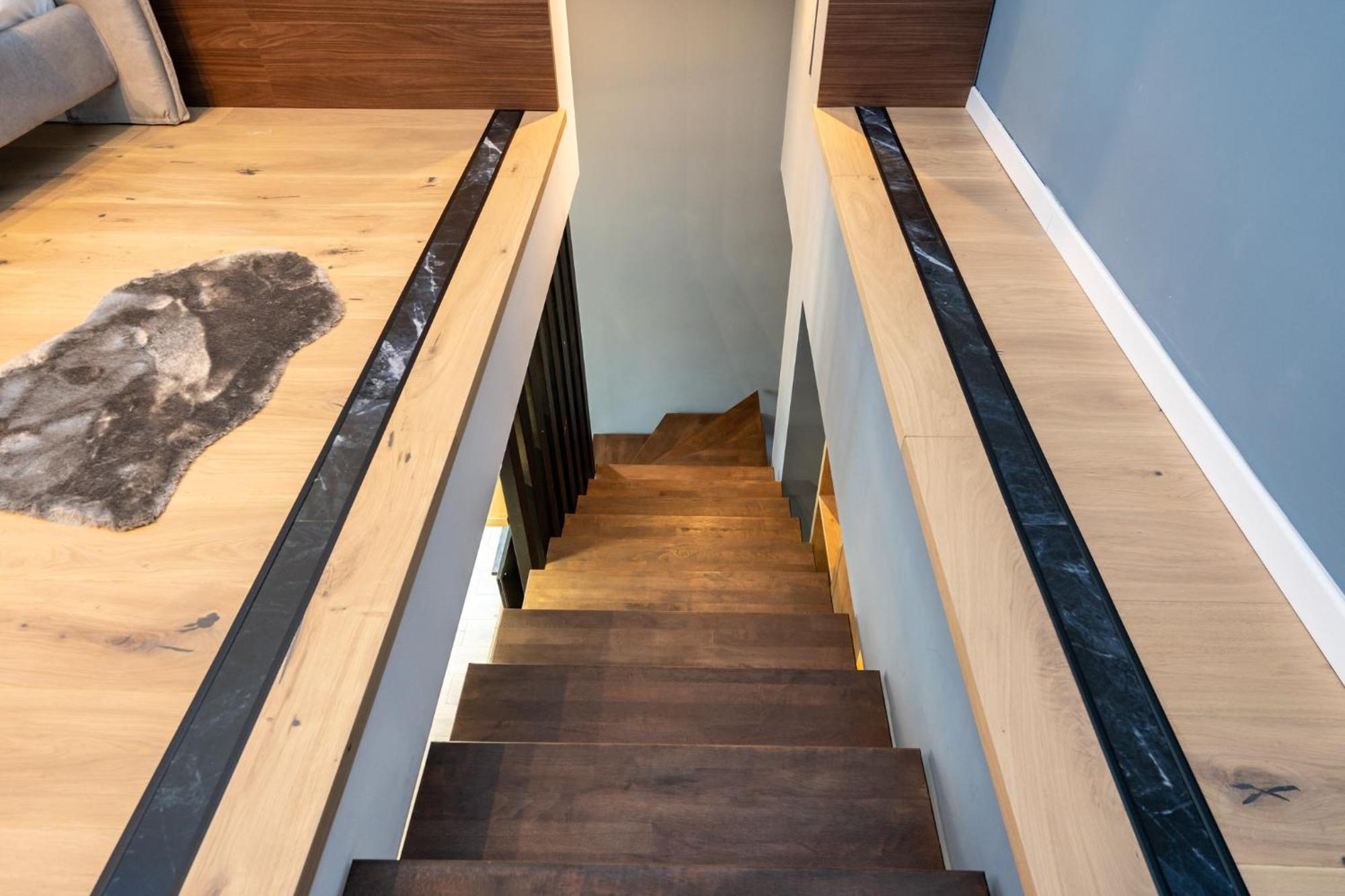Sunflower - Chic Loft In Tineretului Bucharest Luaran gambar
